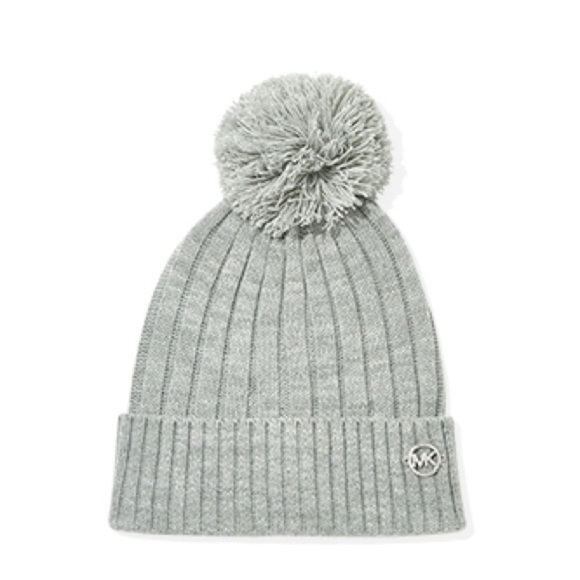 NWT Michael Kors Gray Pom Beanie - Picture 1 of 6